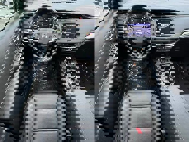 Used 2020 Cadillac XT4 Premium Luxury image 8