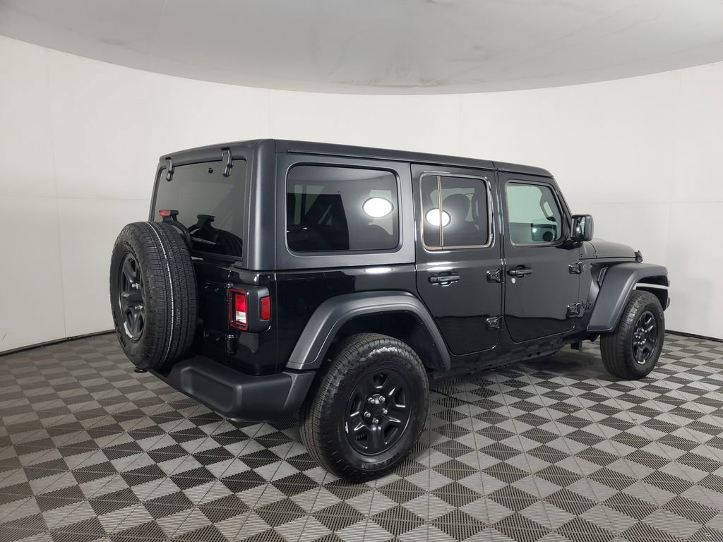 Used 2025 Jeep Wrangler Sport image 4