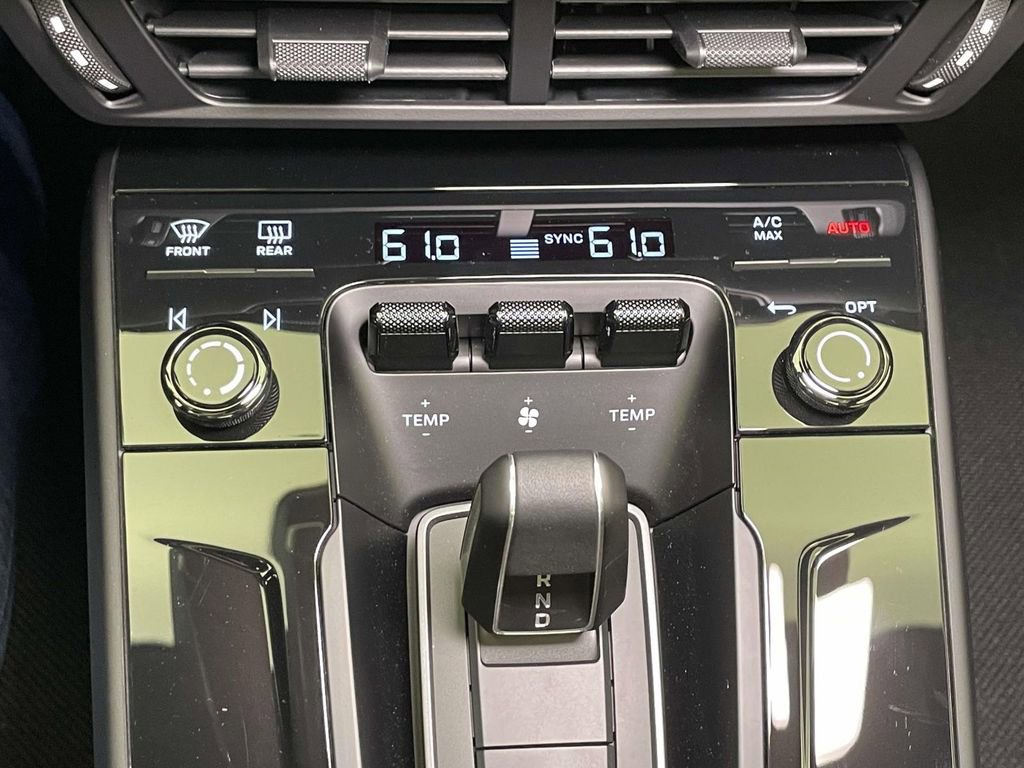 Used 2026 Porsche 911 Carrera image 31