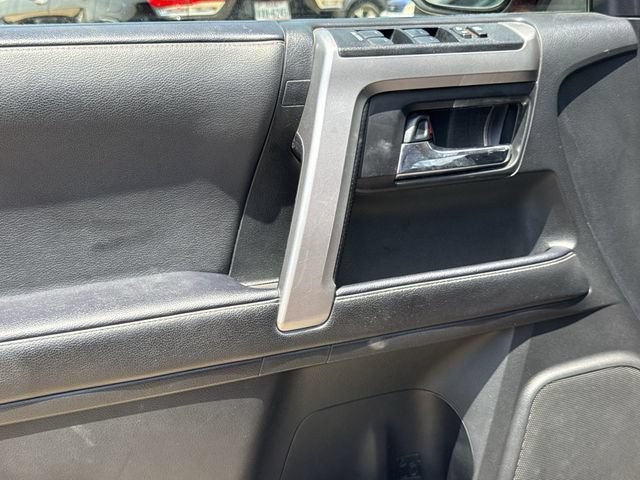Used 2022 Toyota 4Runner SR5 Premium w/ Moonroof Package AWD/4WD image 27