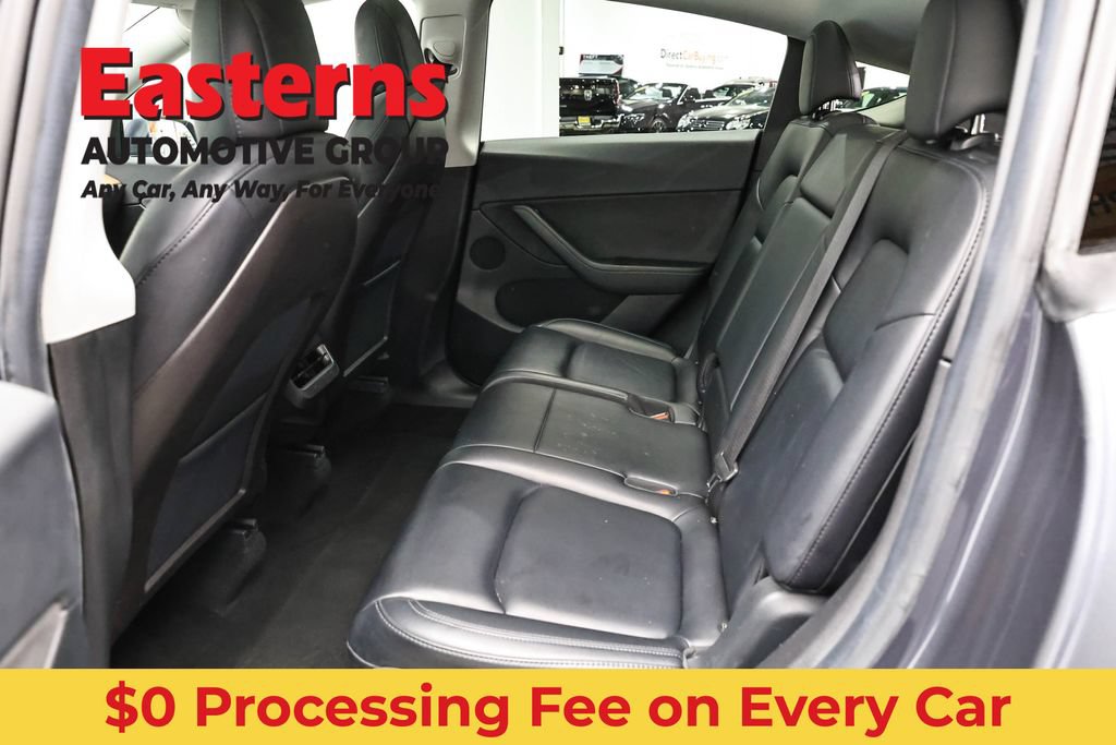 Used 2021 Tesla Model Y Long Range AWD/4WD image 16