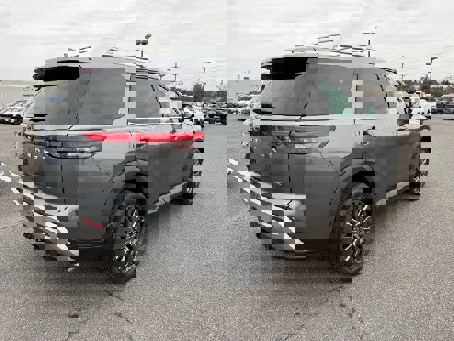 New 2025 Nissan Pathfinder SL w/ SL Premium Package image 5