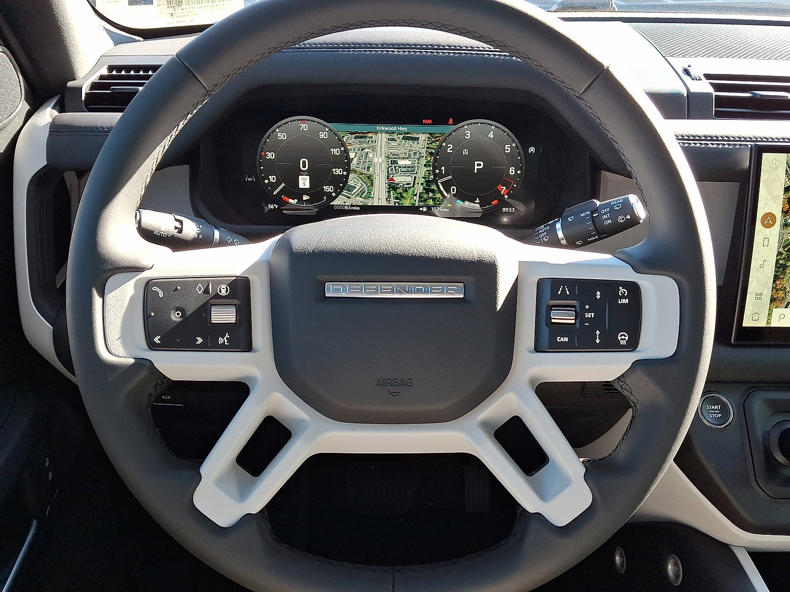 New 2025 Land Rover Defender 110 S image 6