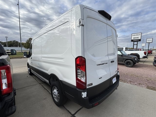 New 2026 Ford Transit 250 148 Medium Roof Extended AWD image 5
