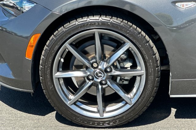 Used 2020 MAZDA MX-5 Miata Grand Touring RWD image 28