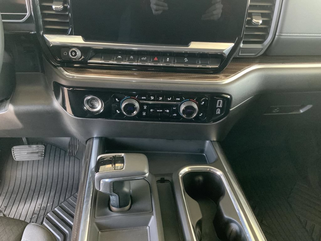 Used 2023 Chevrolet Silverado 1500 RST AWD/4WD image 22