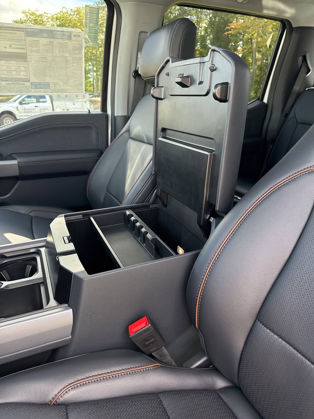 New 2026 Ford F250 Lariat w/ Lariat Ultimate Package image 18