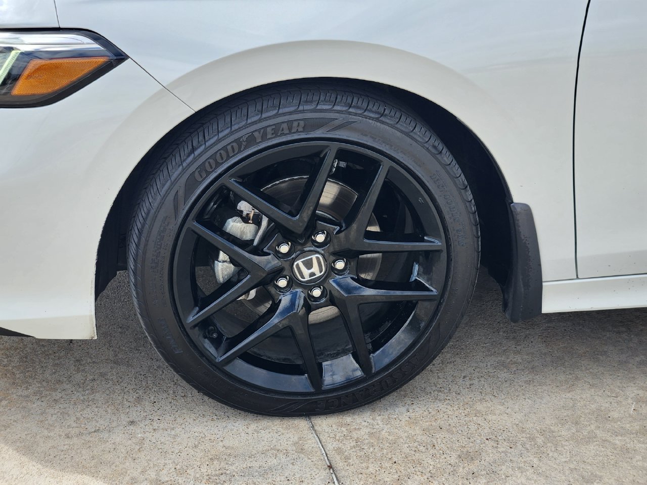 Certified 2025 Honda Civic Sport image 11