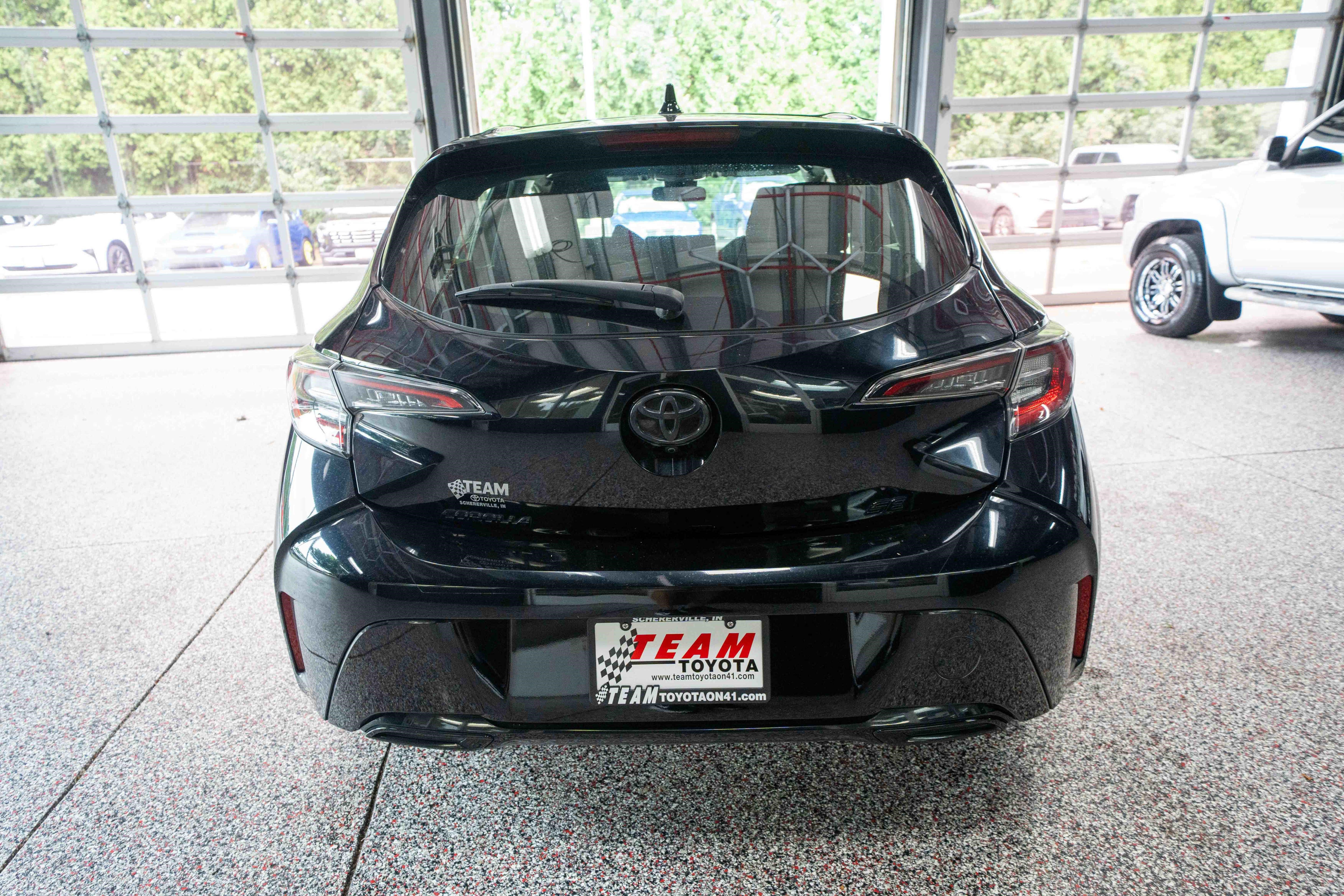 Used 2022 Toyota Corolla SE FWD image 3