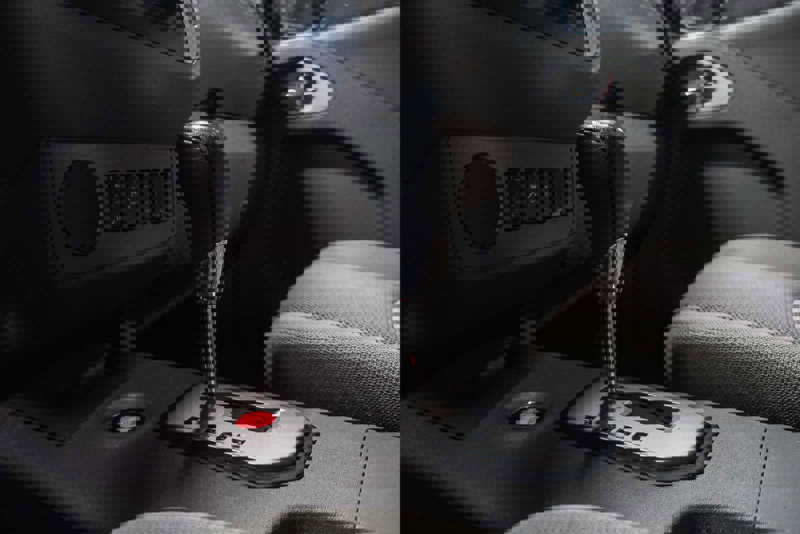 Used 2020 Nissan Frontier SV w/ Midnight Edition Floor Mats image 24