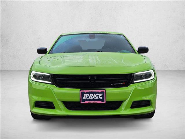 Used 2023 Dodge Charger SXT RWD image 2