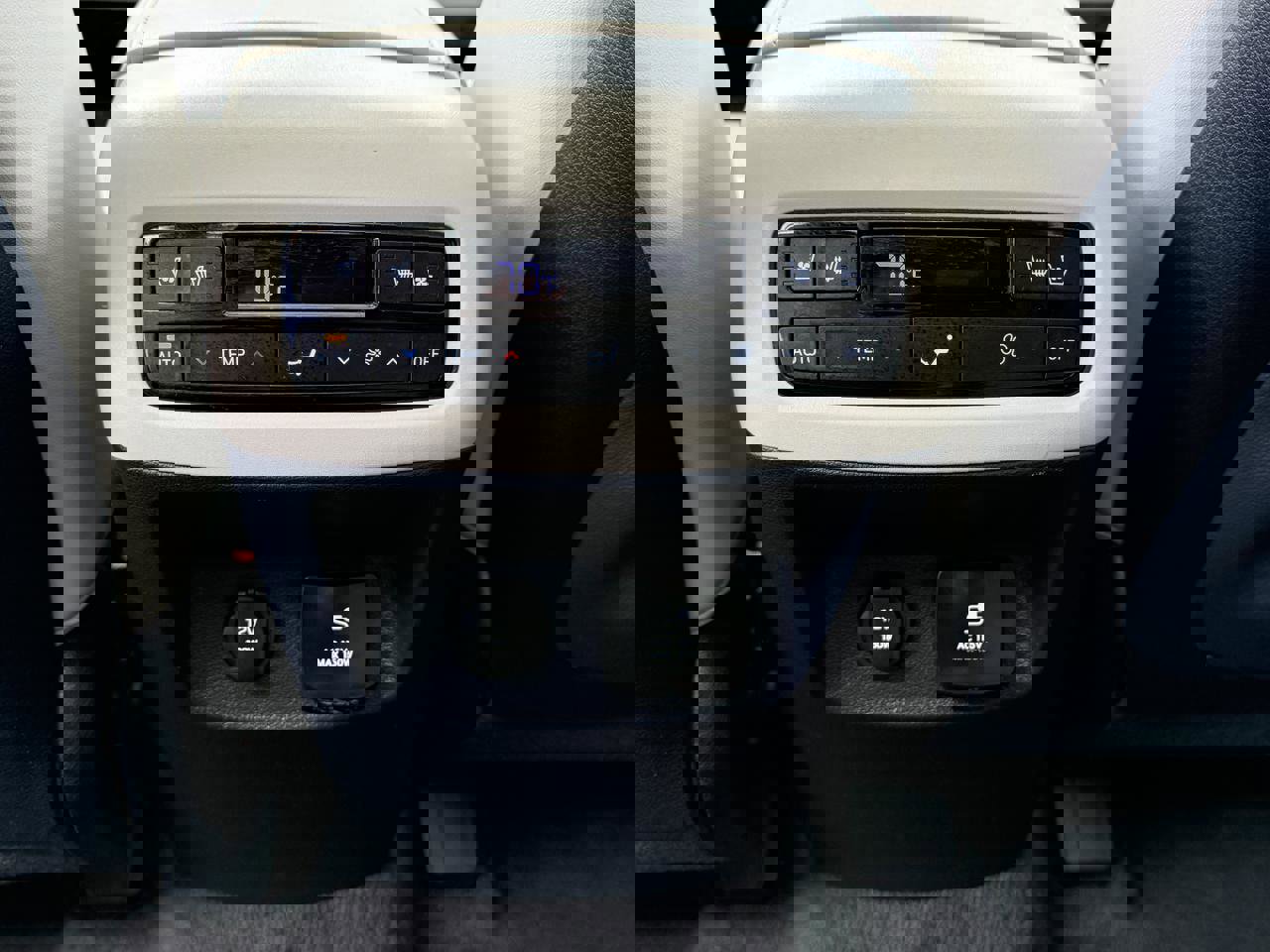 Used 2024 Hyundai Palisade Calligraphy image 19