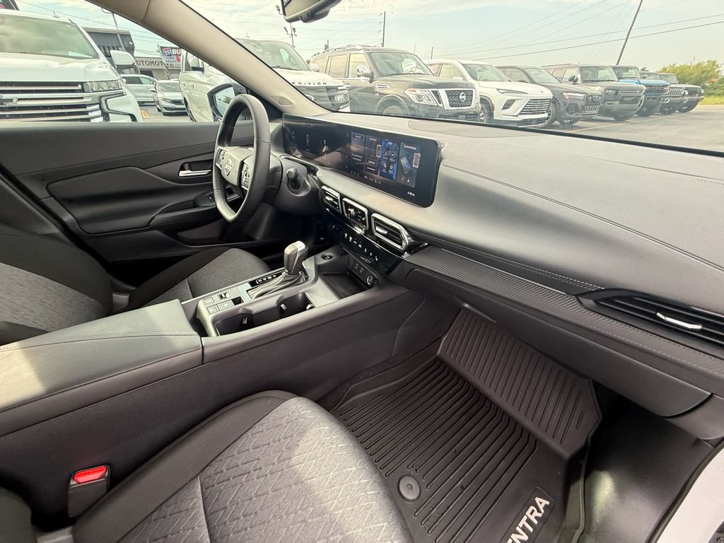 Used 2026 Nissan Sentra SV w/ SV Convenience Package FWD image 24