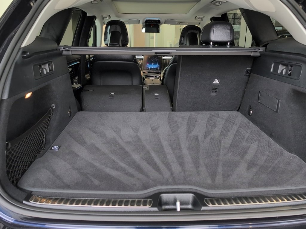 Used 2023 Mercedes-Benz GLC 300 4MATIC image 41