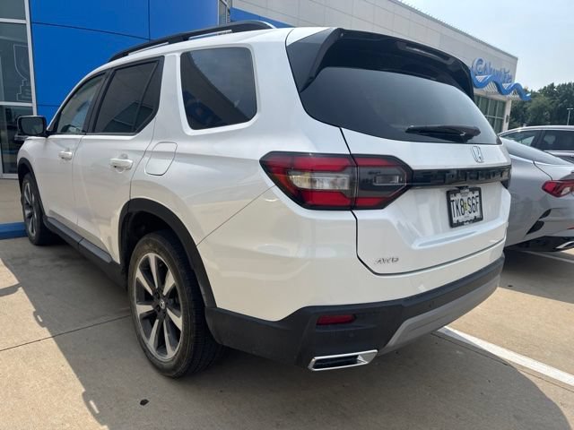 Used 2023 Honda Pilot Elite image 6
