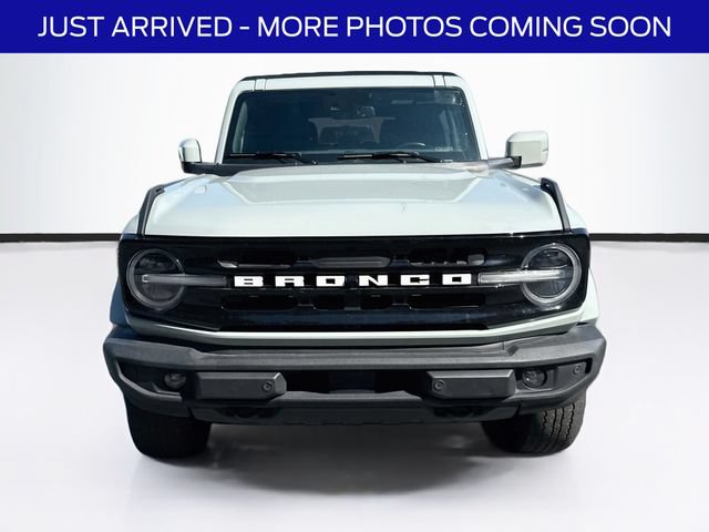 Used 2022 Ford Bronco Outer Banks AWD/4WD image 2