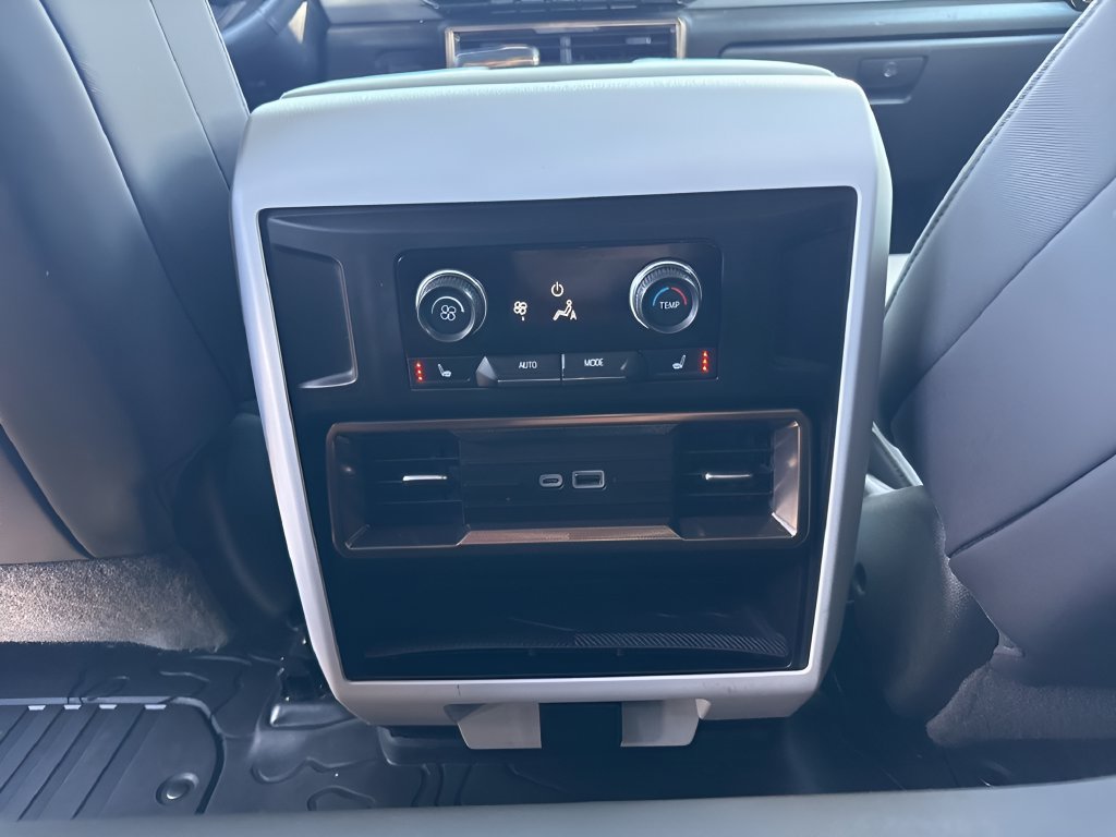Used 2024 GMC Hummer EV 3X AWD/4WD image 14