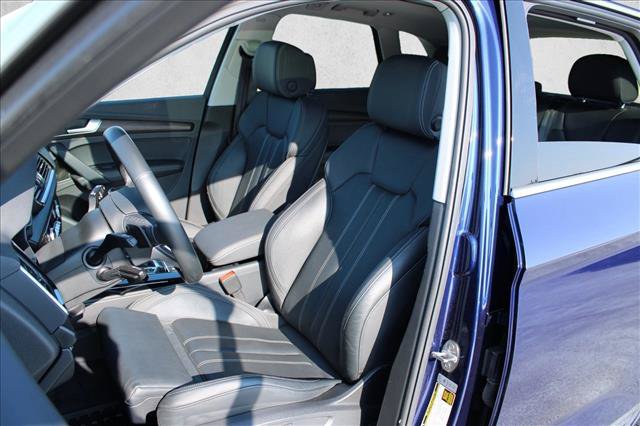 Used 2023 Audi Q5 2.0T Premium Plus w/ Premium Plus Package AWD/4WD image 17
