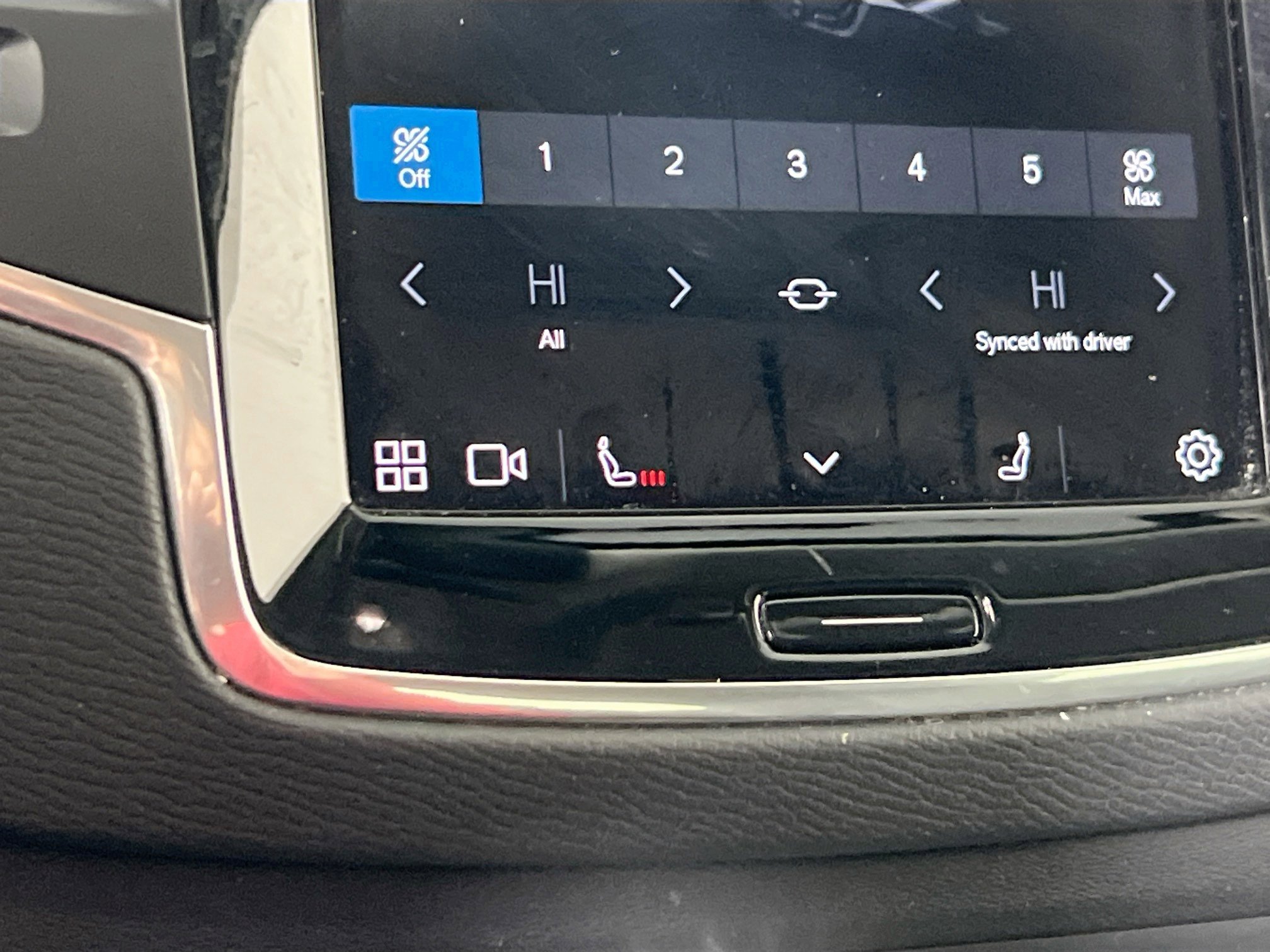 Used 2023 Volvo XC90 B5 Core w/ Protection Package Premier image 20