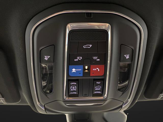New 2026 Jeep Grand Cherokee Altitude image 27