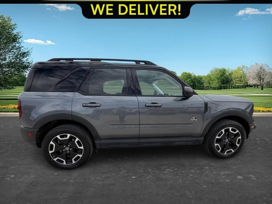 Used 2022 Ford Bronco Sport Outer Banks w/ Tech Package AWD/4WD image 6