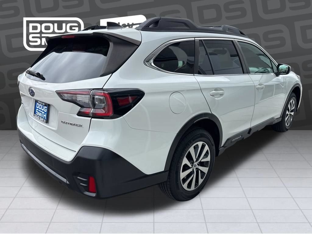 Used 2022 Subaru Outback Premium AWD/4WD image 4