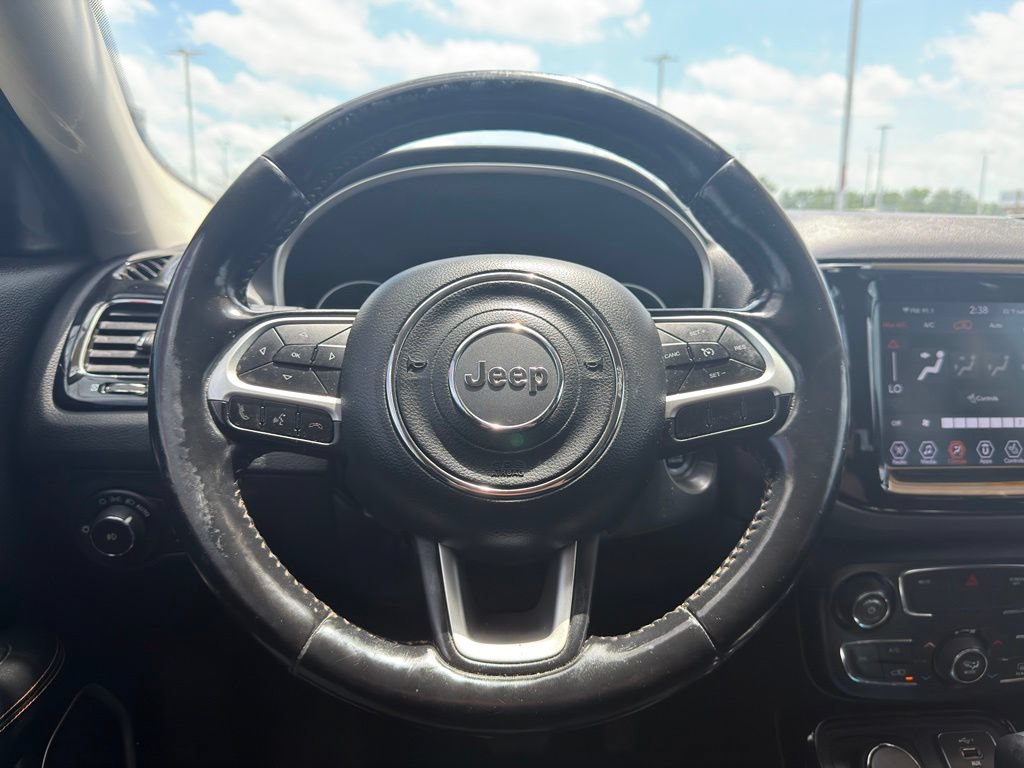 Used 2019 Jeep Compass Limited AWD/4WD image 16