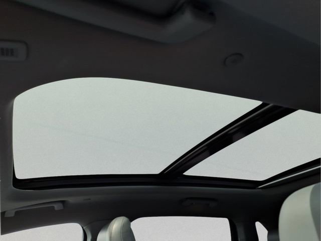 Used 2020 Lincoln Nautilus Reserve AWD/4WD image 18