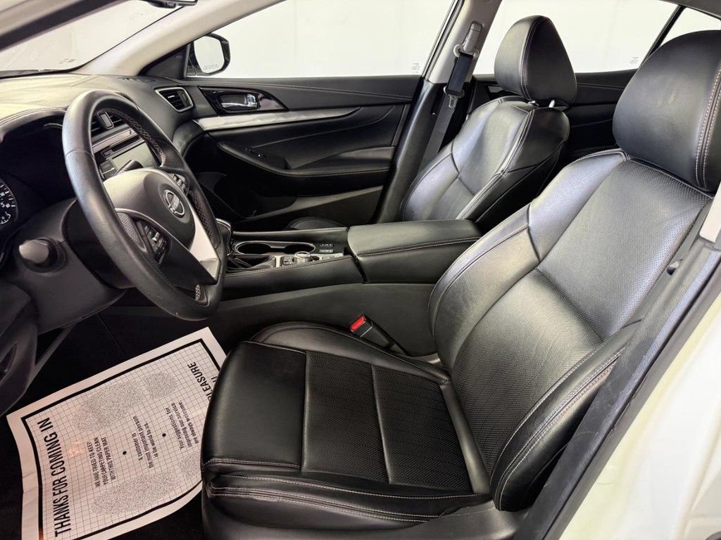 Used 2023 Nissan Maxima SV w/ Floor Mat Group FWD image 15