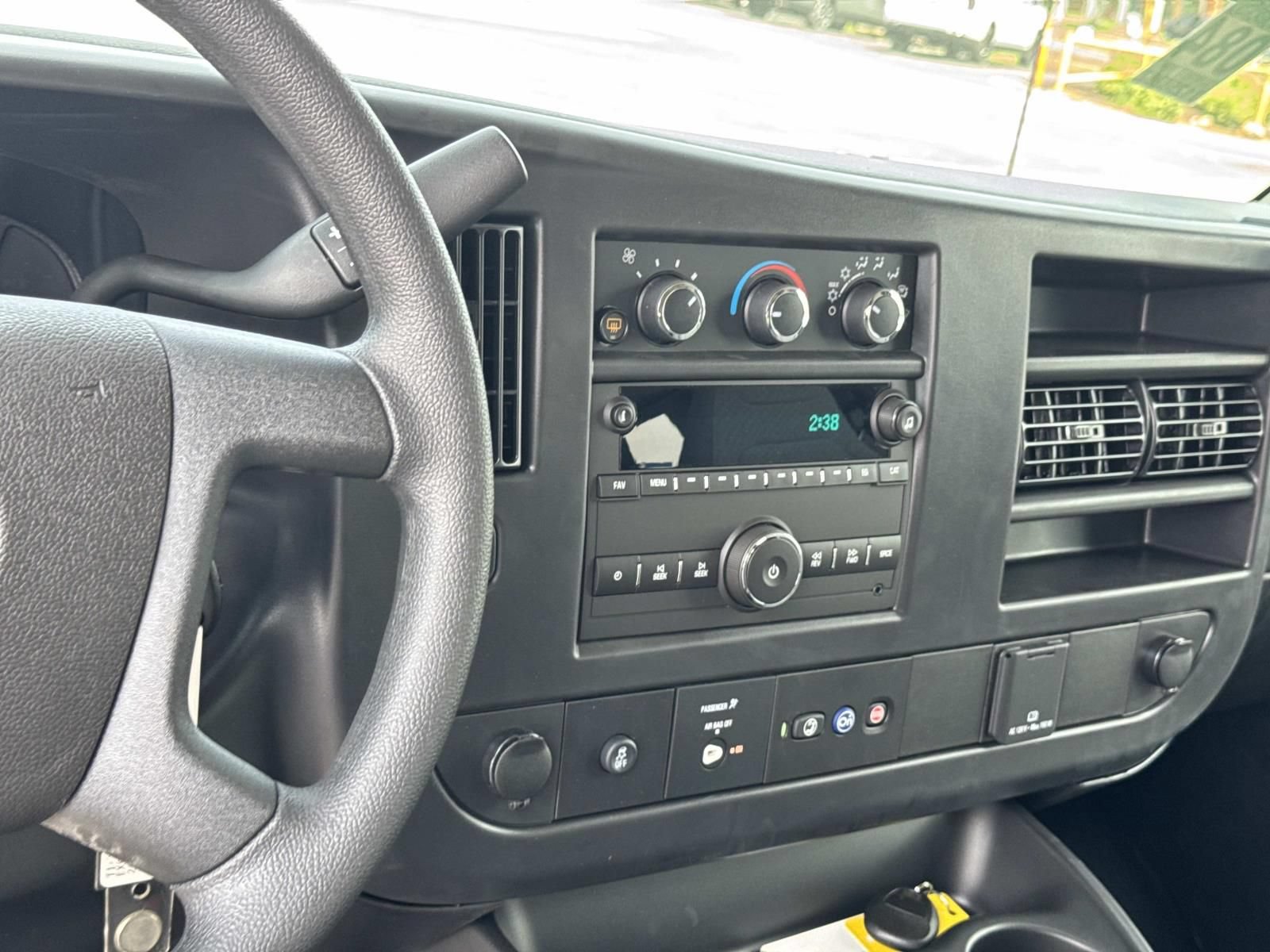 New 2026 Chevrolet Express 3500 LS w/ Chrome Appearance Package RWD image 21
