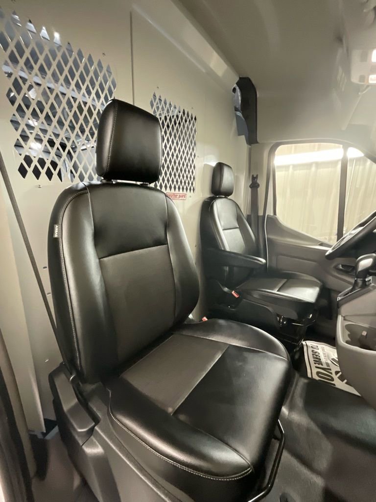 Used 2024 Ford Transit 250 148 Medium Roof w/ Load Area Protection Package image 11