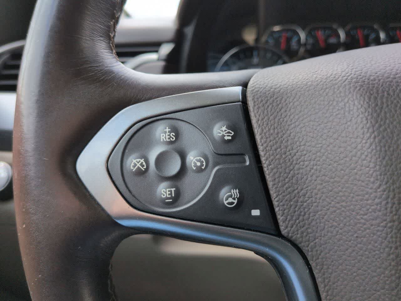 Used 2015 Chevrolet Suburban LTZ AWD/4WD image 24