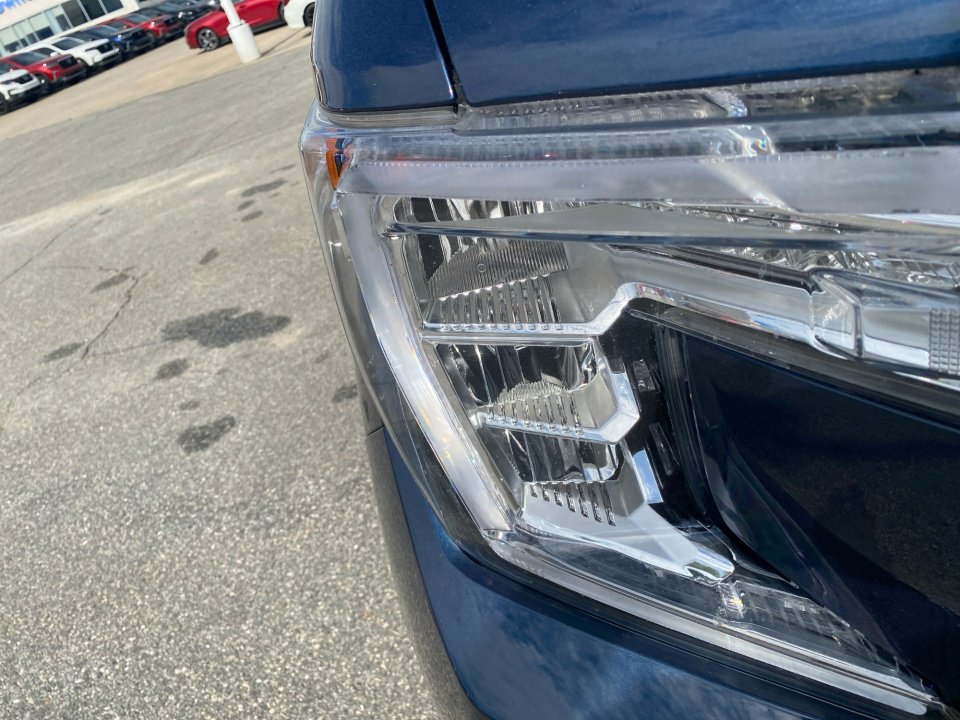 Used 2020 GMC Sierra 1500 Denali w/ Denali Ultimate Package AWD/4WD image 27