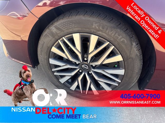 Used 2025 Nissan Altima 2.5 SV FWD image 9