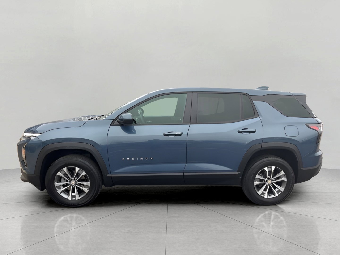 Used 2026 Chevrolet Equinox LT image 7