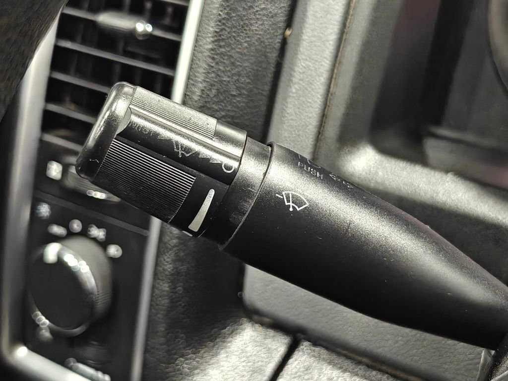 Used 2014 RAM 2500 SLT image 35