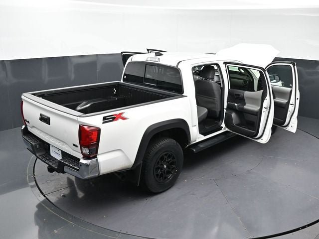 Used 2023 Toyota Tacoma SR5 AWD/4WD image 31