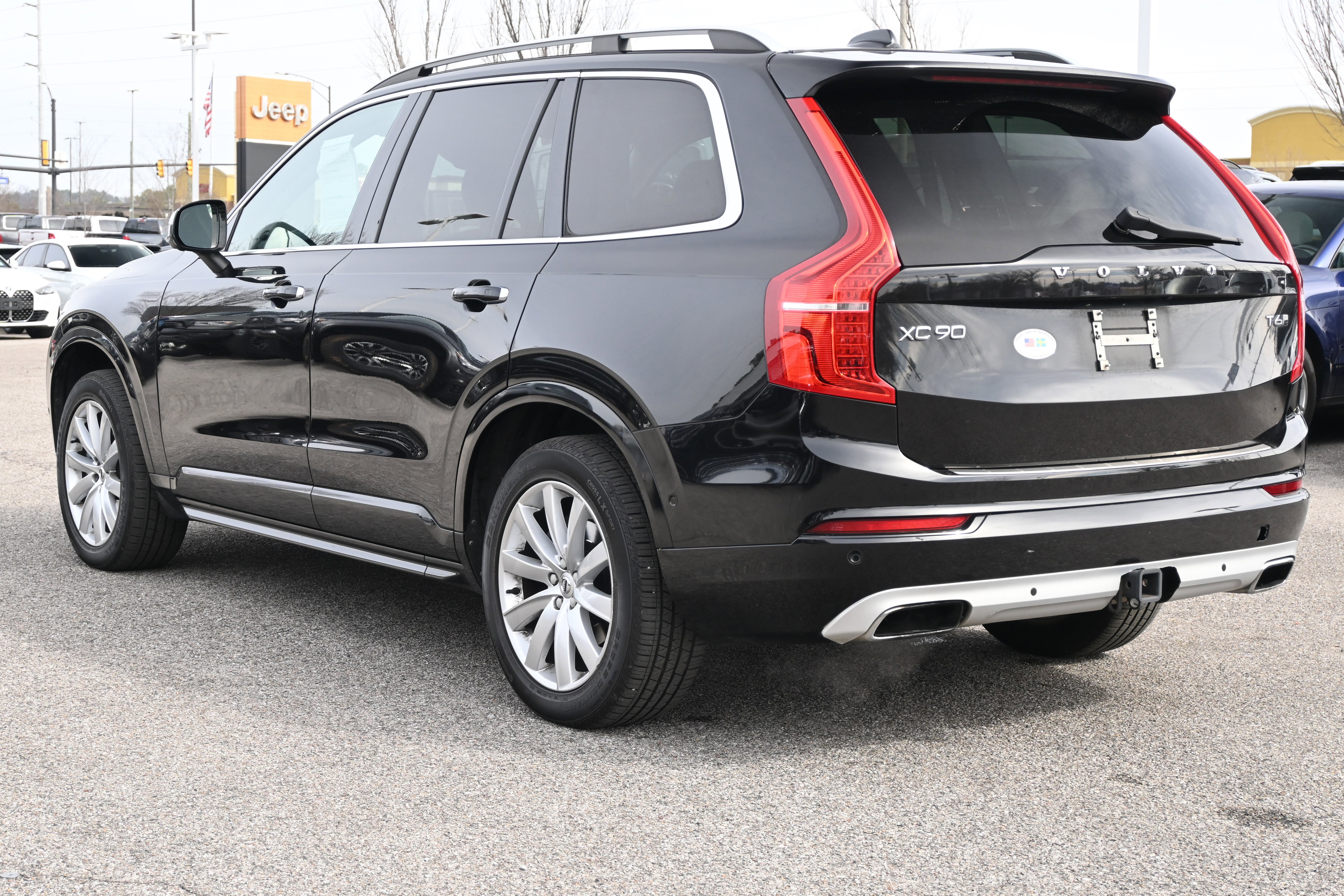 Used 2017 Volvo XC90 T6 Momentum w/ Vision Package image 8