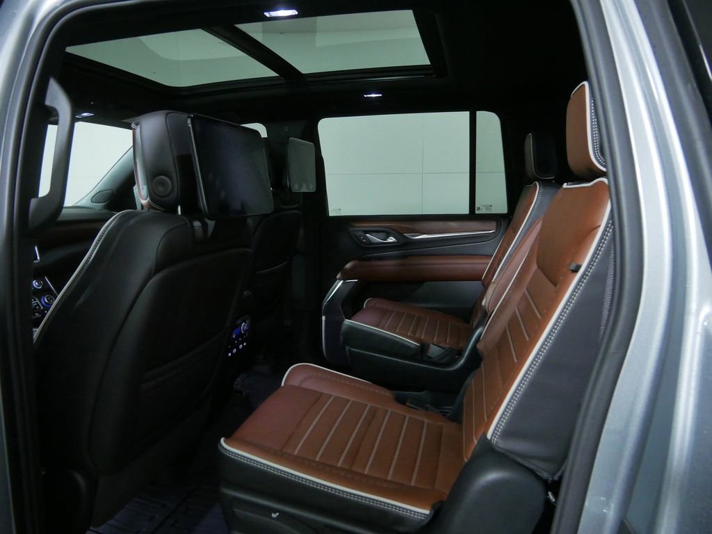 Used 2024 GMC Yukon XL Denali Ultimate image 19