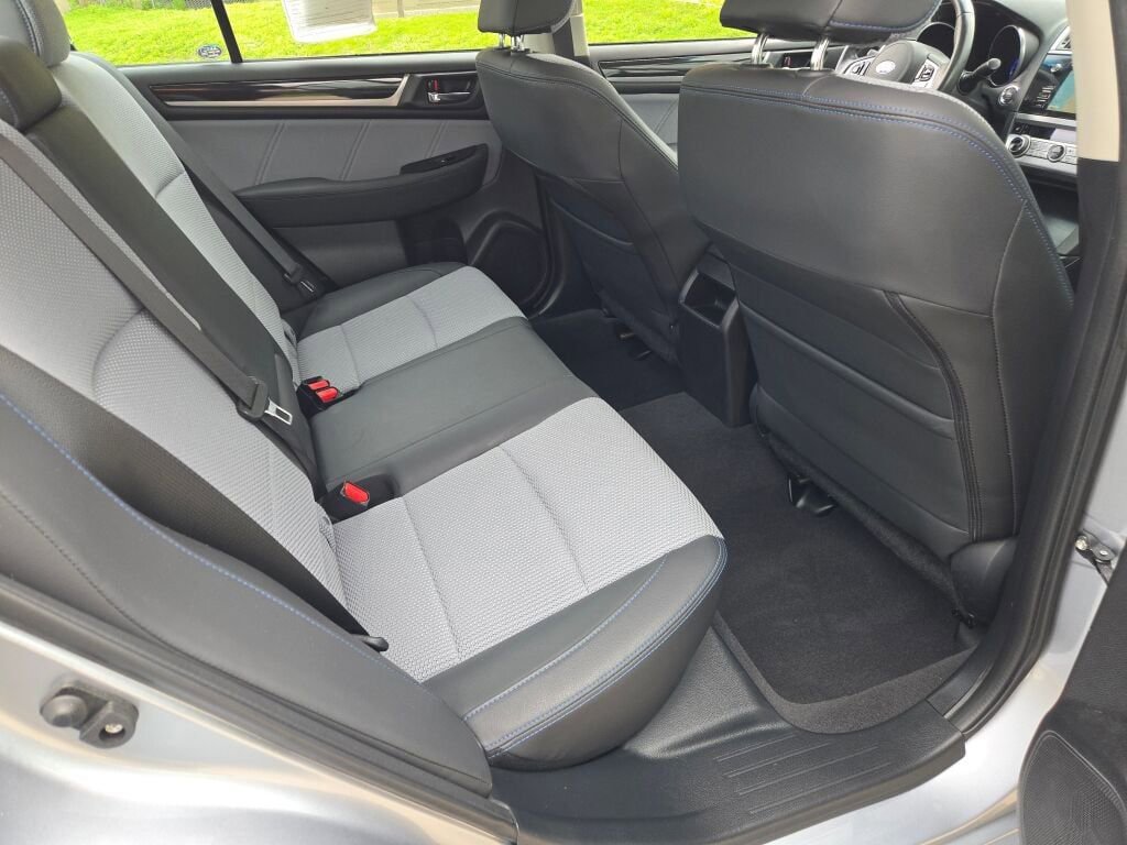 Used 2017 Subaru Legacy 2.5i Sport AWD/4WD image 9