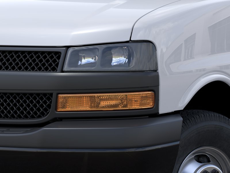 New 2025 Chevrolet Express 4500 w/ Power Convenience Package RWD image 10
