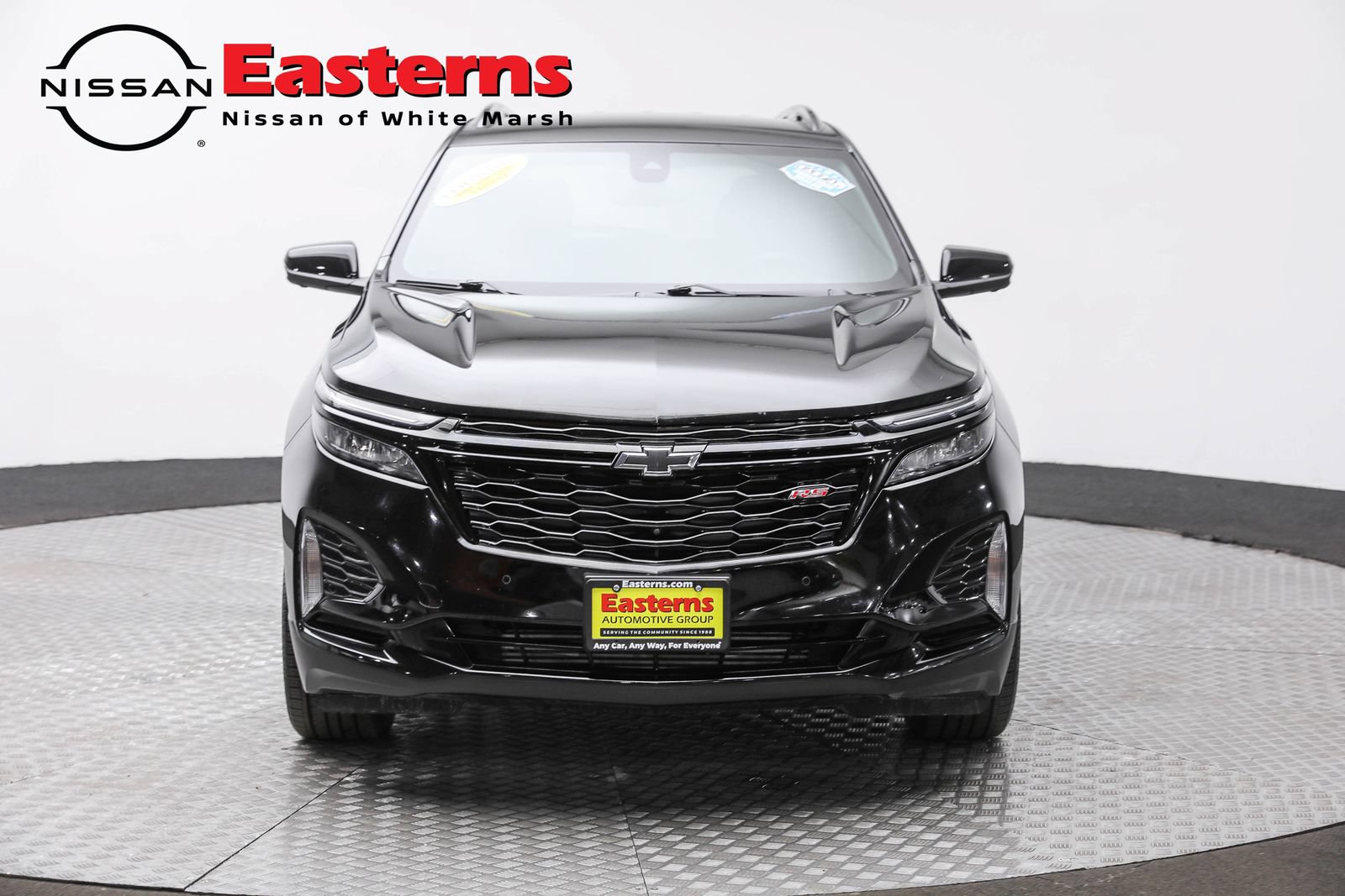 Used 2024 Chevrolet Equinox RS FWD image 2