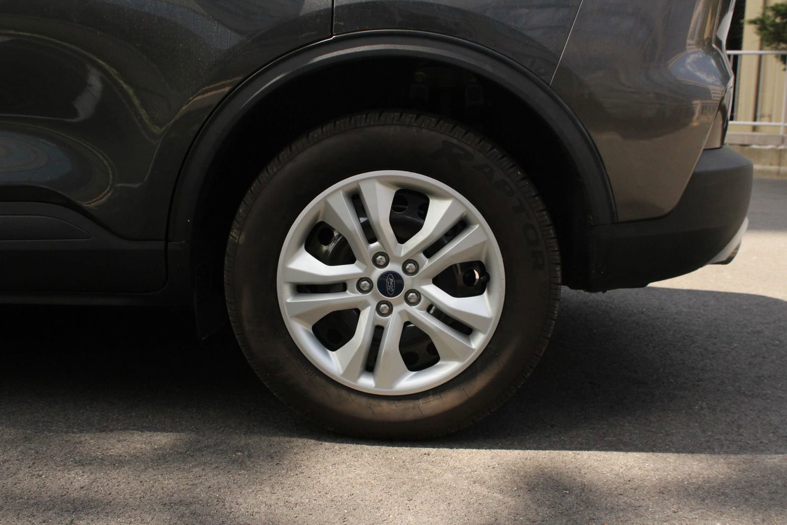 Used 2020 Ford Escape S AWD/4WD image 10