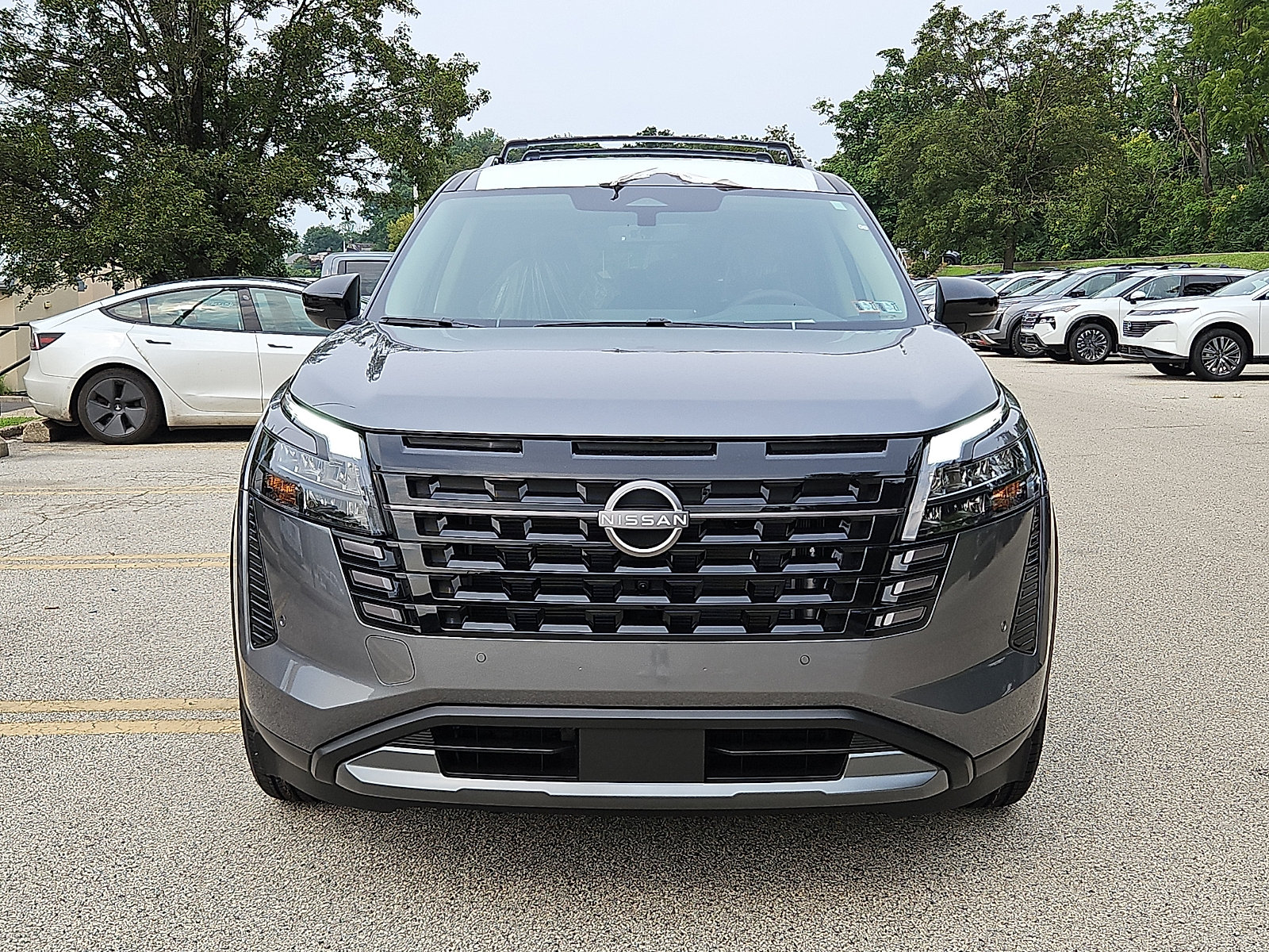 New 2026 Nissan Pathfinder SL AWD/4WD image 2