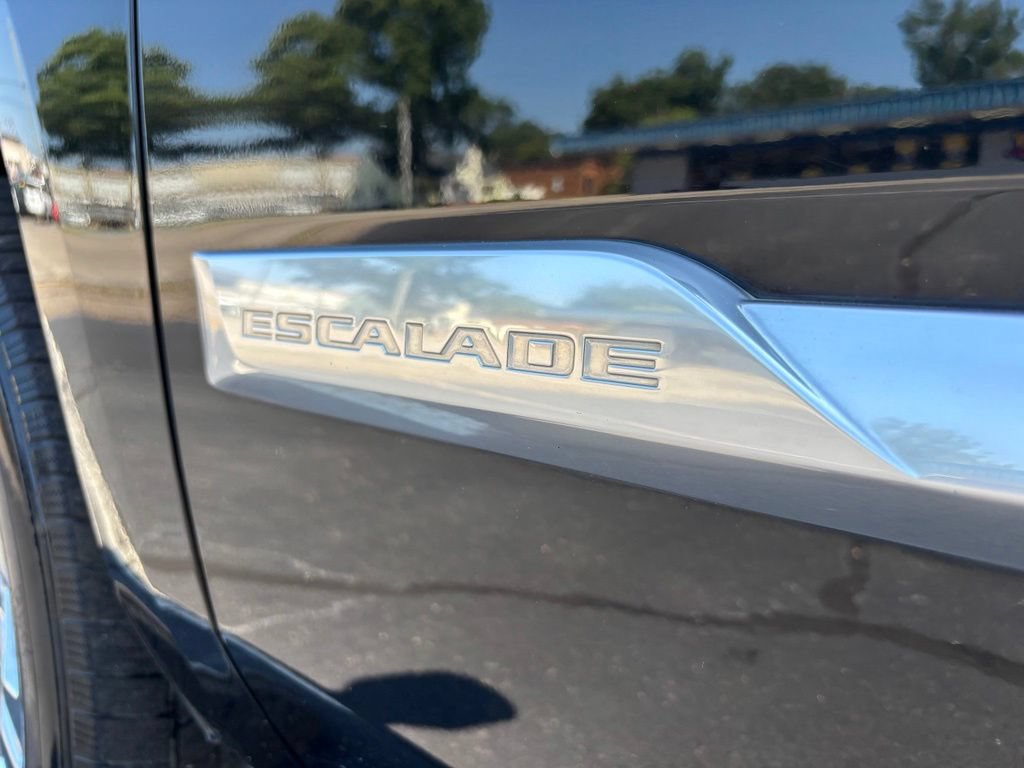 Used 2020 Cadillac Escalade 2WD image 13