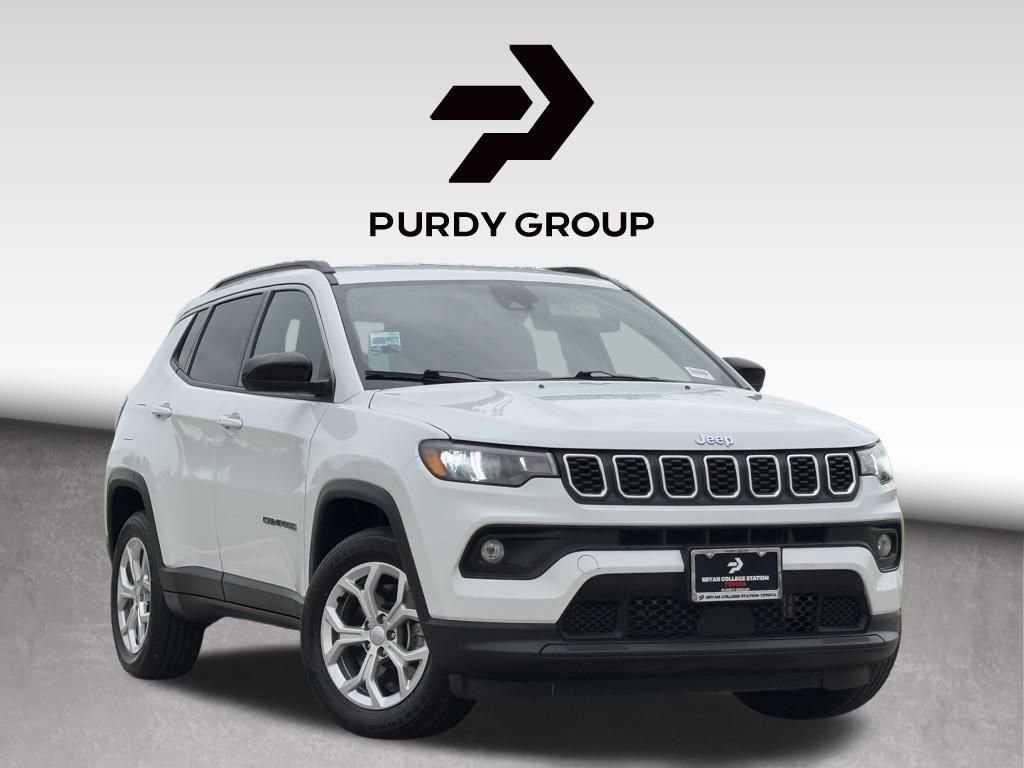 Used 2024 Jeep Compass Latitude AWD/4WD image 1