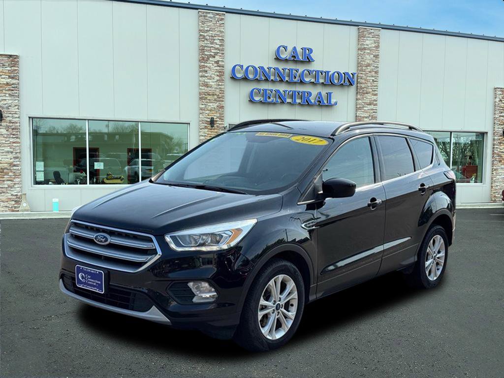 Used 2017 Ford Escape SE w/ Equipment Group 201A image 1