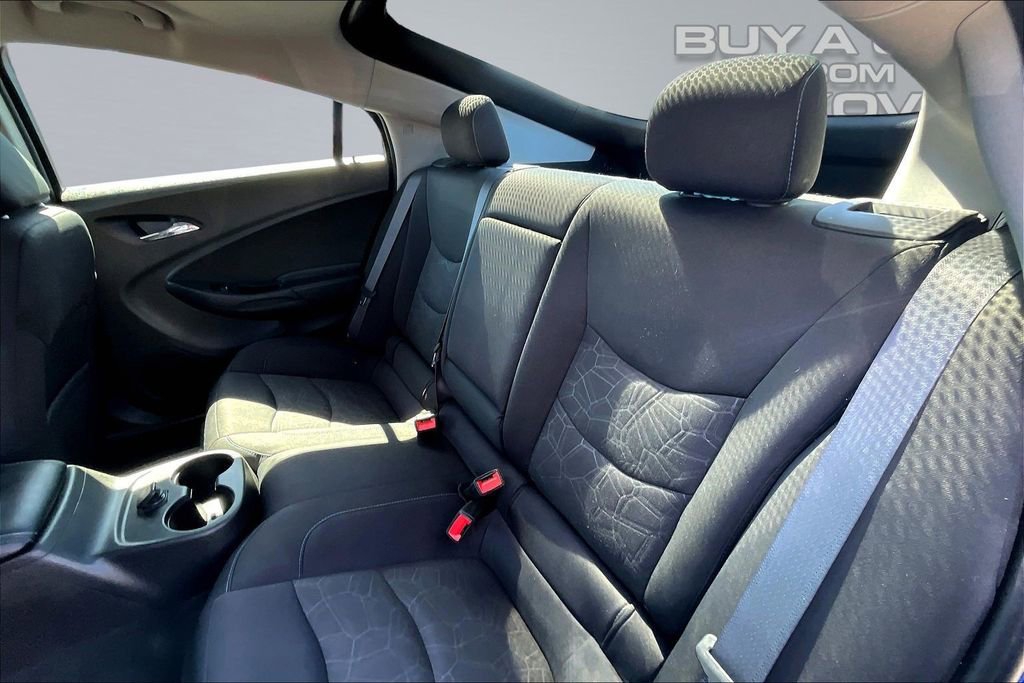 Used 2017 Chevrolet Volt LT w/ Comfort Package image 25