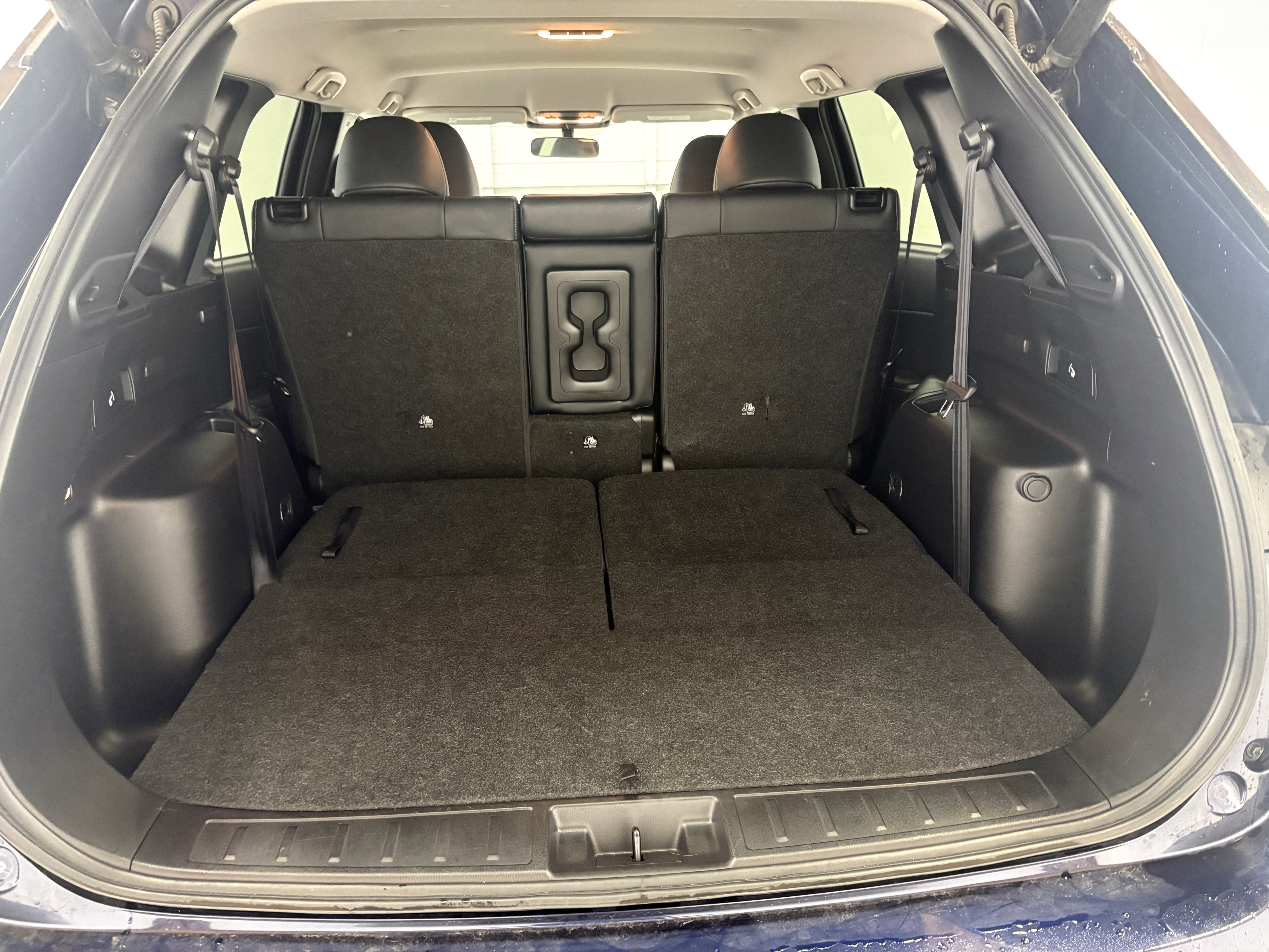 Used 2024 Mitsubishi Outlander SE Black Edition image 38