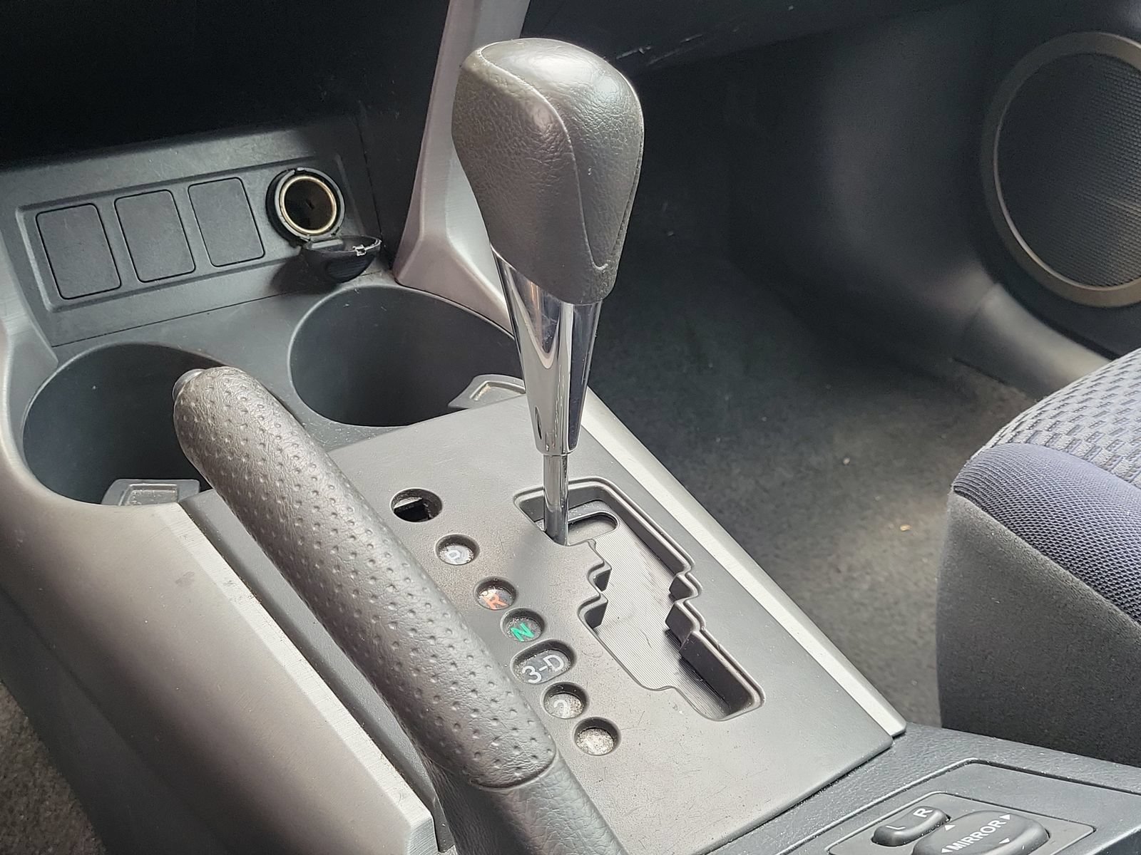 Used 2008 Toyota RAV4 Sport AWD/4WD image 25